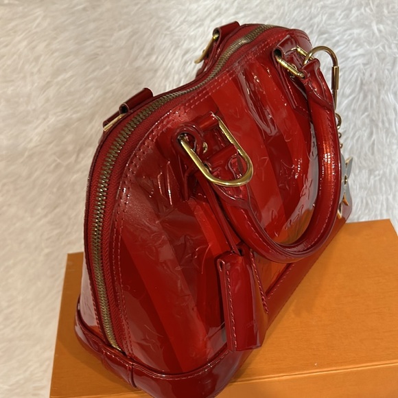 LV Red Vernis Alma BB EUC - Authentic - Picture 6 of 14